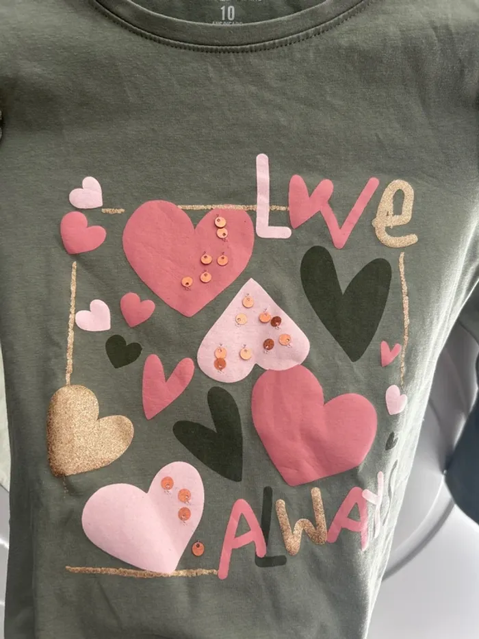 T-shirt, taille 10 ans - photo numéro 2