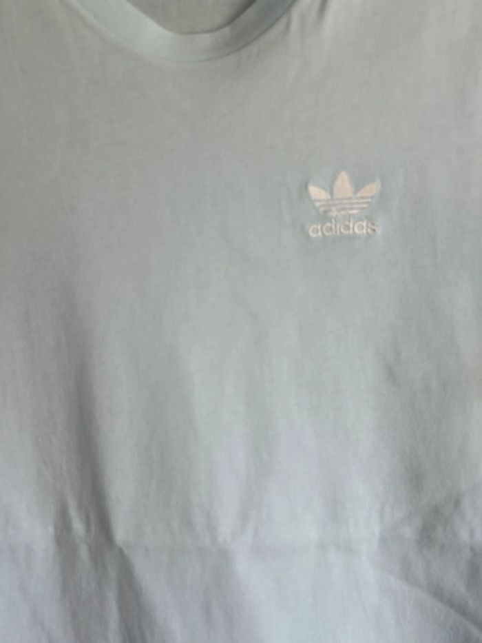 T shirt Adidas XS - photo numéro 2