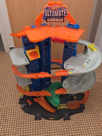 Garage hotweels dinosaure