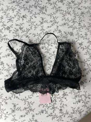 Brassière neuve
