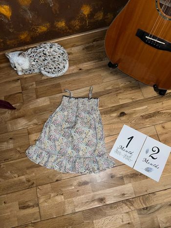 Jolie robe fleurie ikks très bon état 12mois