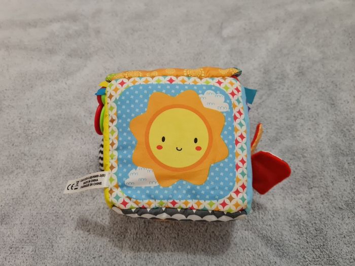 Cube interactif éveil sensoriel Vtech - Naissance - photo numéro 3
