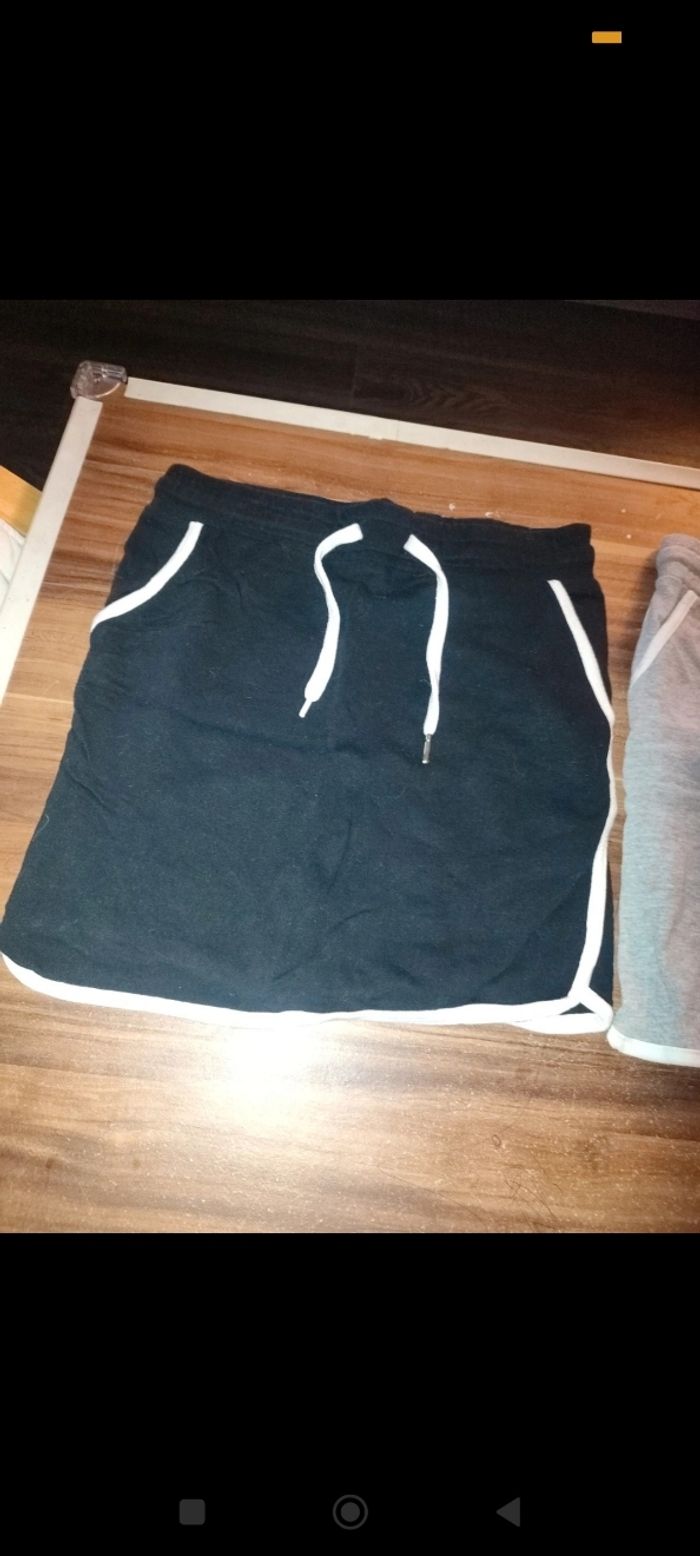 Lot jupes femmes - photo numéro 3