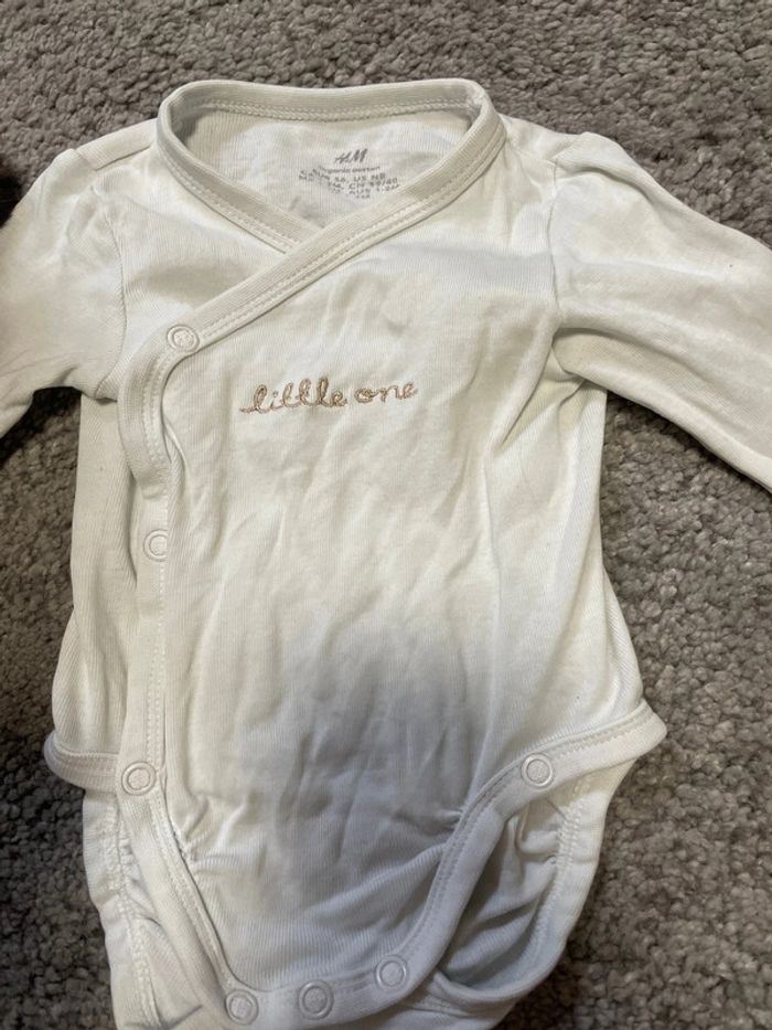 Body mixte coton H&M 1 2 mois little one - photo numéro 4