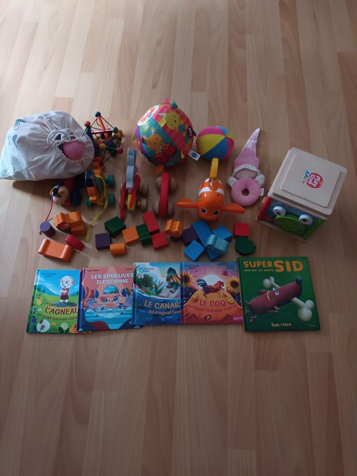Lot jouets