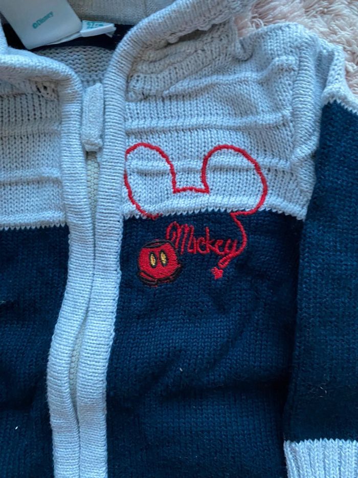 Gilet zip Mickey 6 mois - photo numéro 2