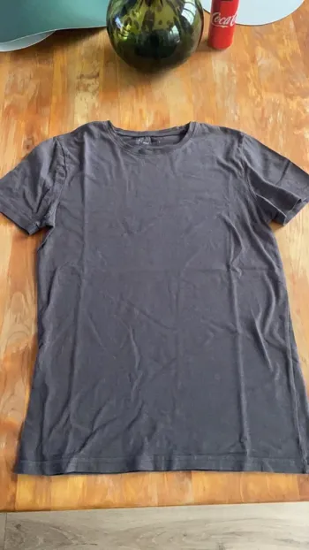 T-shirt gris taille S homme