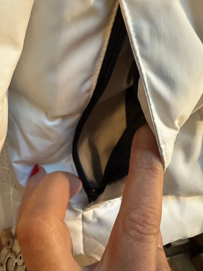 Doudoune Lacoste blanche taille XS  jeux olympique 2018 - photo numéro 6