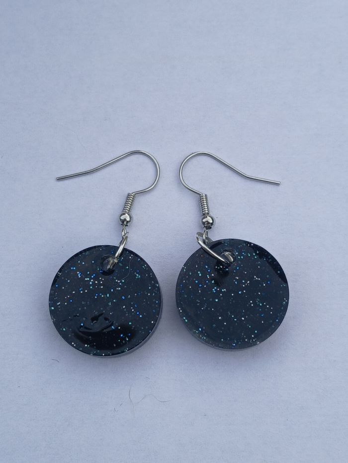 Boucles d'oreilles noires paillettes