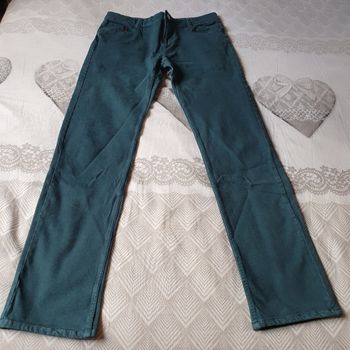 Jean okaidi de taille 14ans