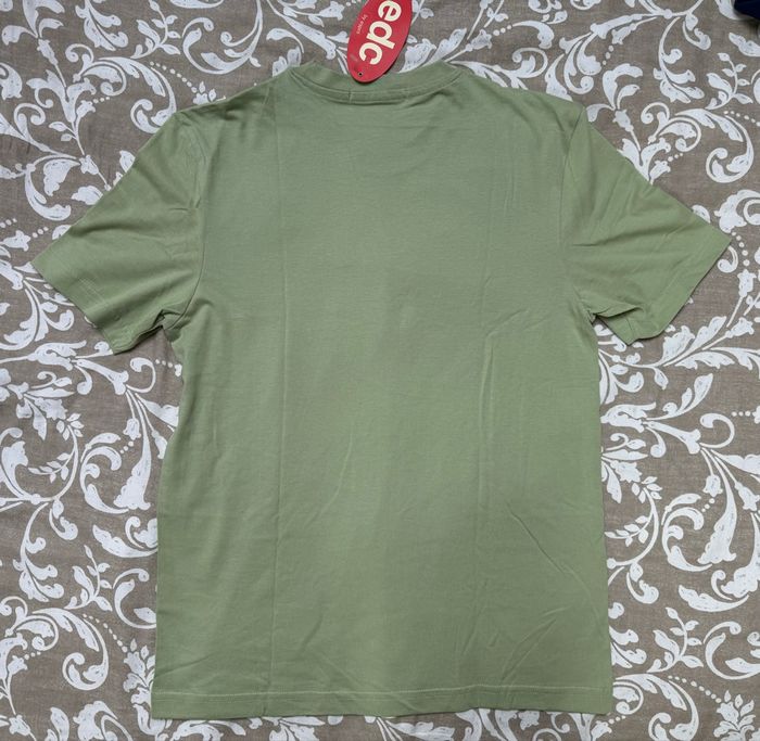 Teeshirt - photo numéro 2