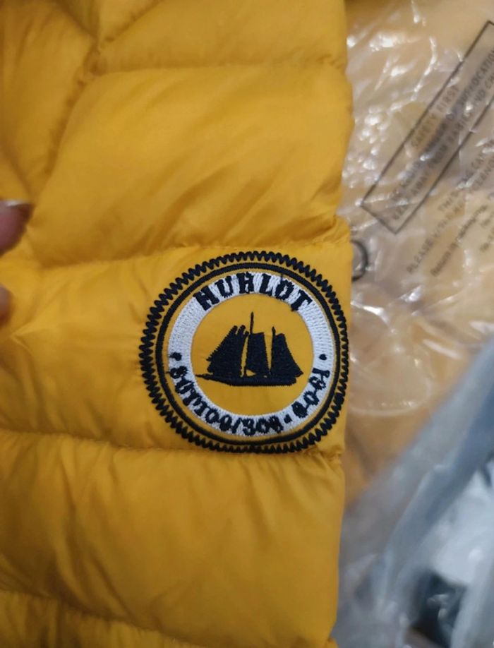 Doudoune hublot jaune taille XS neuve - photo numéro 4