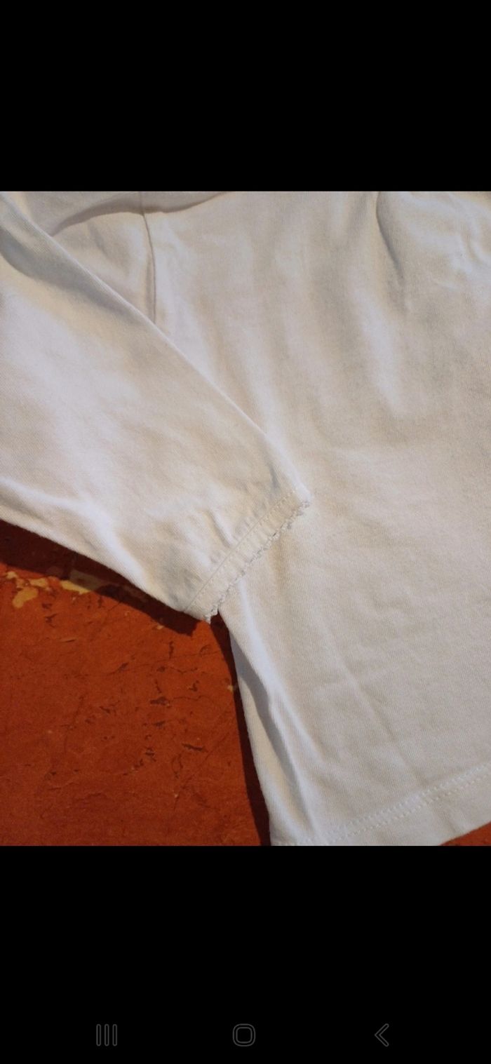T.shirt bébé taille 9 mois - photo numéro 2