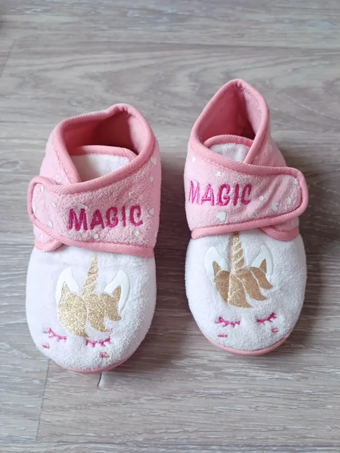 Pantoufles licorne 29