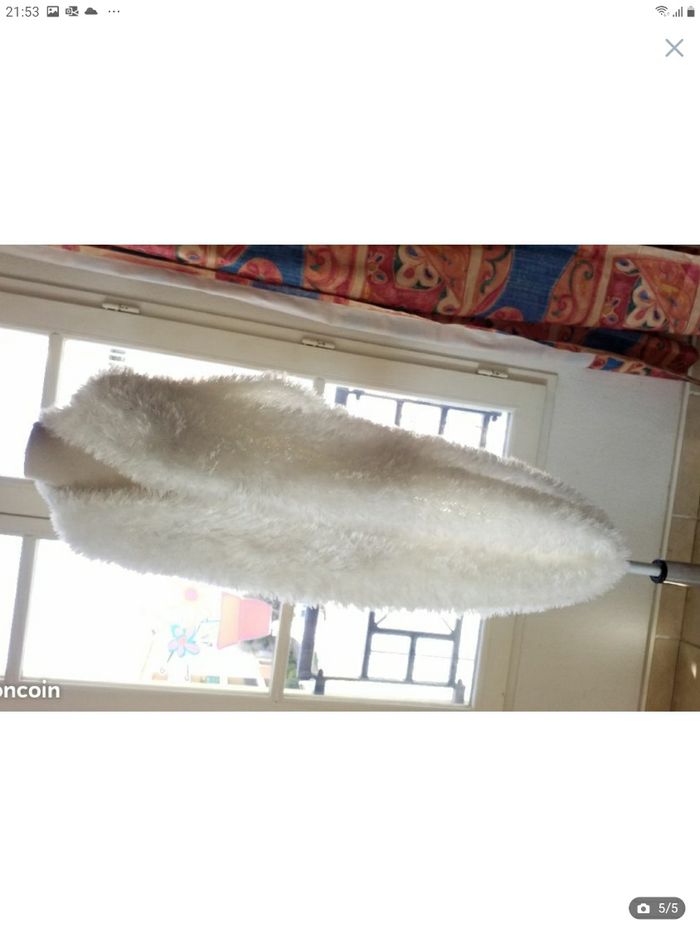 Longue écharpe à poil doux très bon état - photo numéro 3