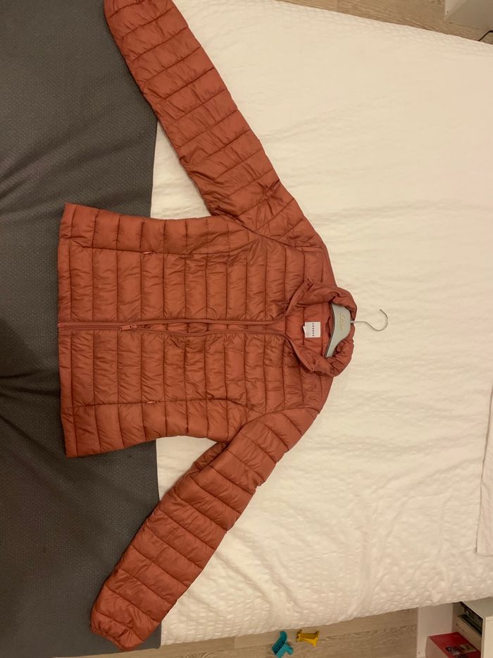 Manteau creeks