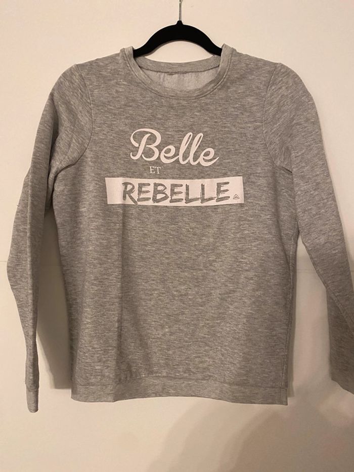 Pull gris
