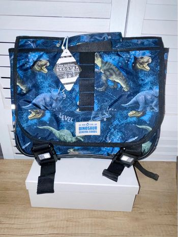 Cartable dinosaures skooter
