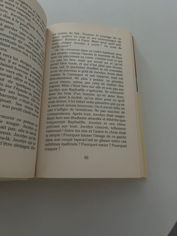 Livre Mano à Mano Françoise Bourdin - photo numéro 2