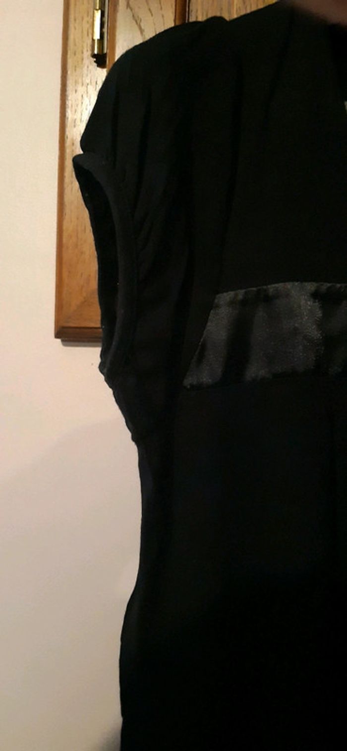 Haut noir kiabi 44 - photo numéro 3