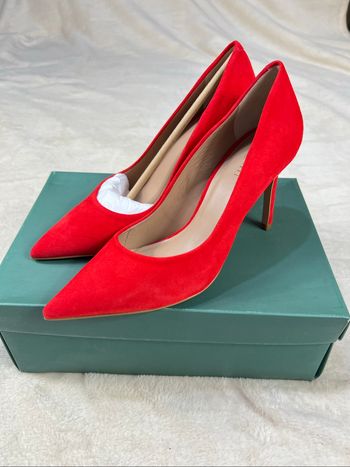 Magnifique paire escarpins Minelli cuir 39