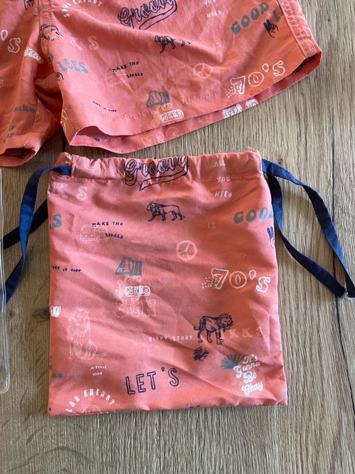 Short de bain ikks taille 10 ans excellent état - photo numéro 4