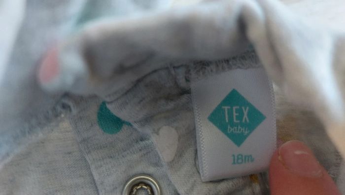 Sous pull 18 mois très bon état - photo numéro 2