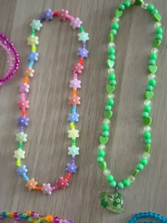 Lot bijoux fantaisie enfant - photo numéro 6
