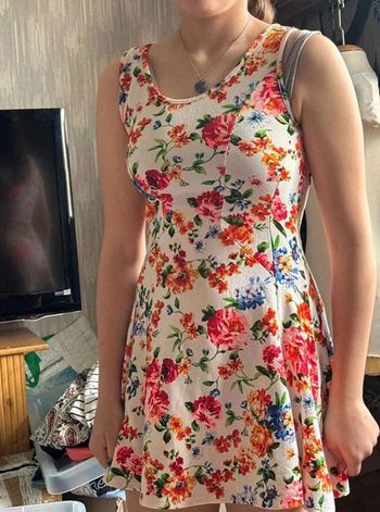 Robe colorée très  courte taille  38