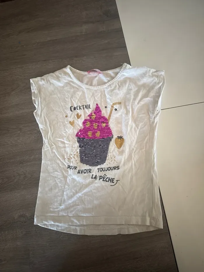 tee-shirt sequins