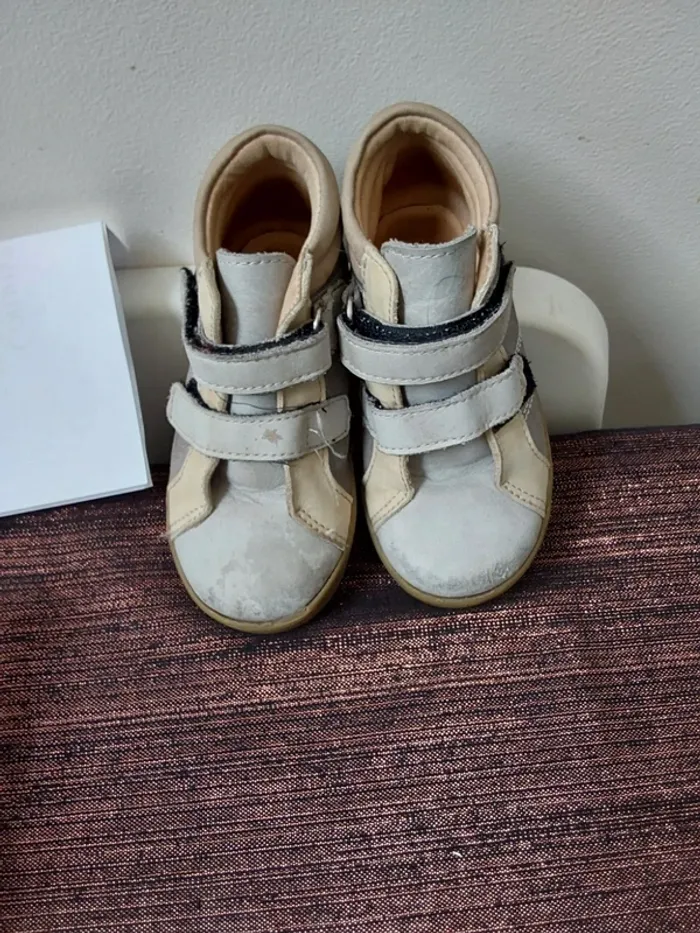 Lot chaussures taille 23 - photo numéro 6