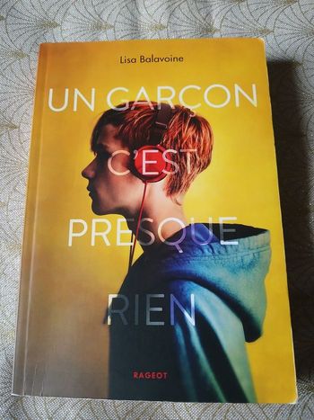 Un garçon c'est presque rien 