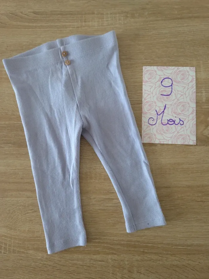 Legging côtelé violet 9 mois