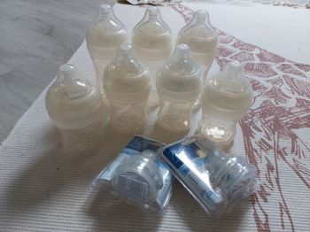 Biberons nuby + tetine