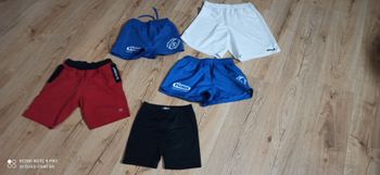 Lot de 5 shorts de sport de marque 12 ans
