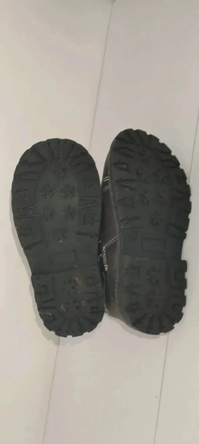 Bottines noires fourrées marque Gémo, taille 23, bon état - photo numéro 7