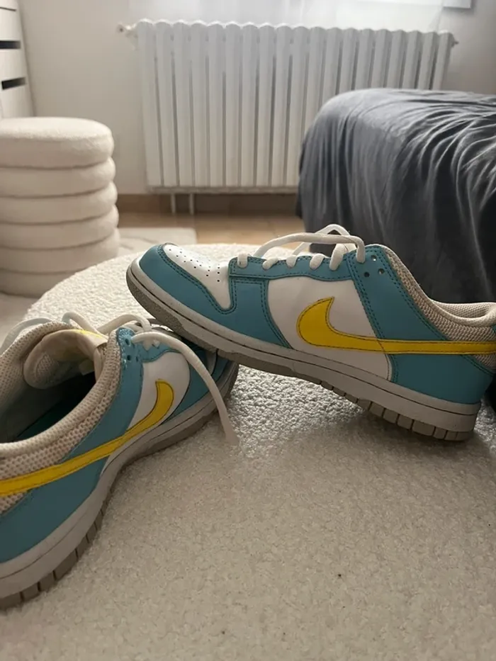 Dunk low nike bleu/jaune