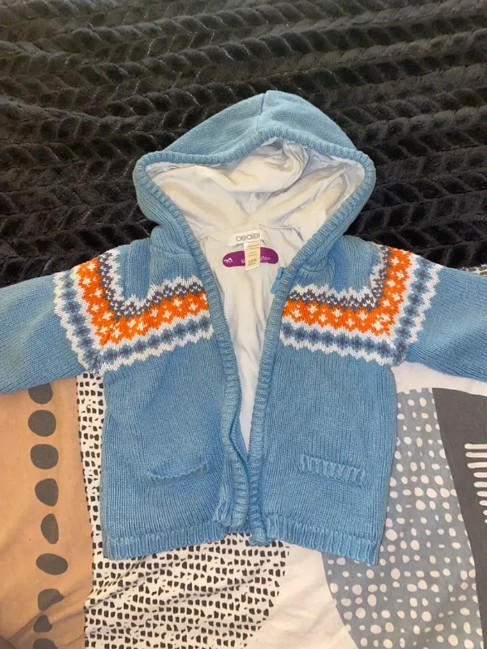 Gilet à capuche bébé 6 mois - garçon hiver.