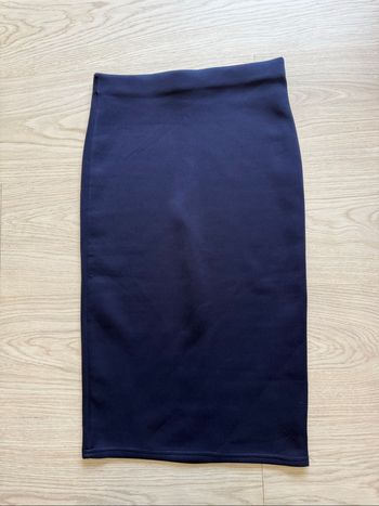 Jupe longueur genou moulante bleu marine boutique indépendante taille 38 M