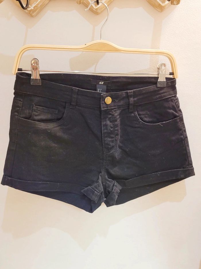 Short Noir H&M