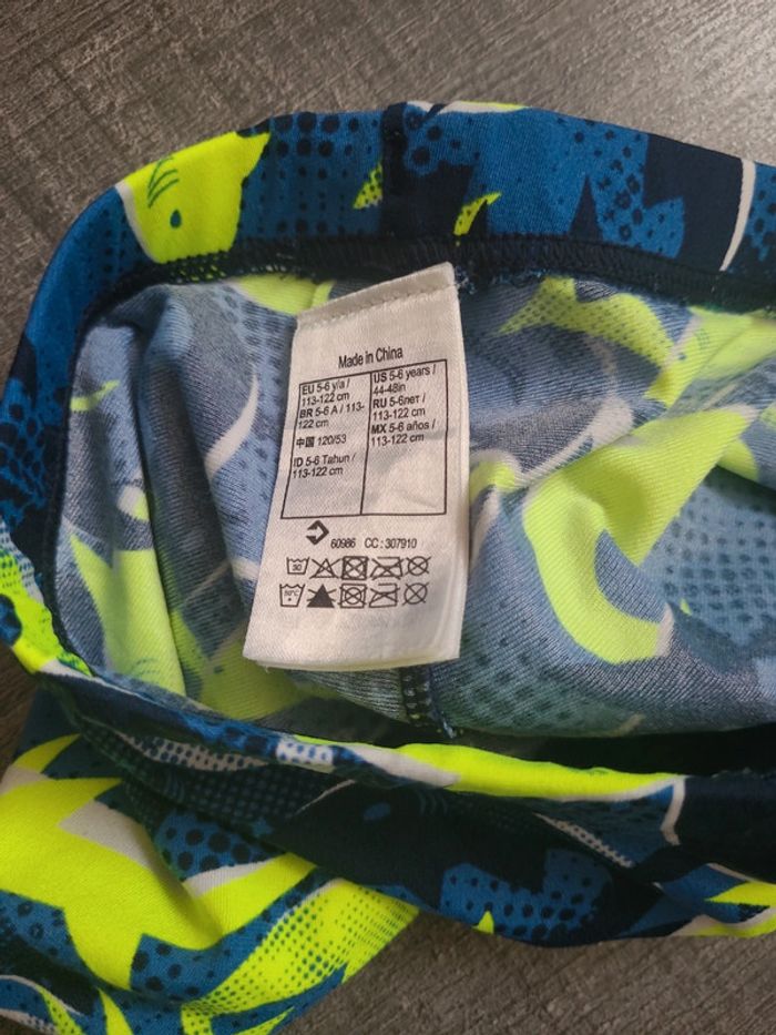 Short de bain requin - photo numéro 3