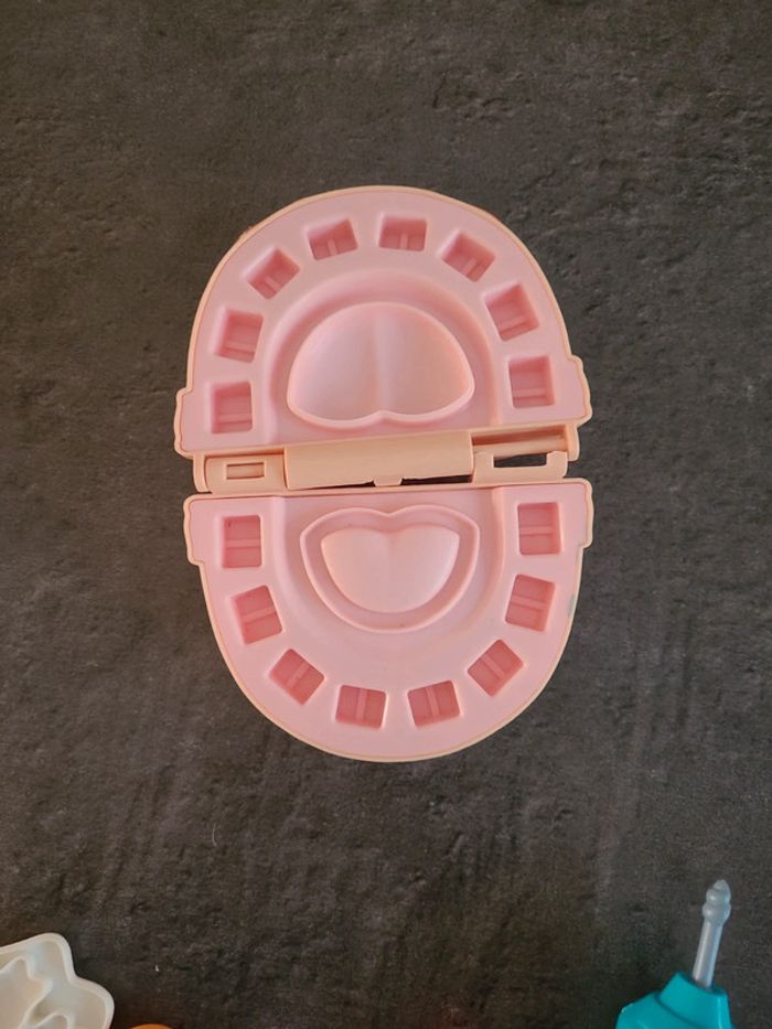 Pâte à modeler cabinet dentaire - photo numéro 2
