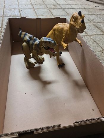 2 dinosaures