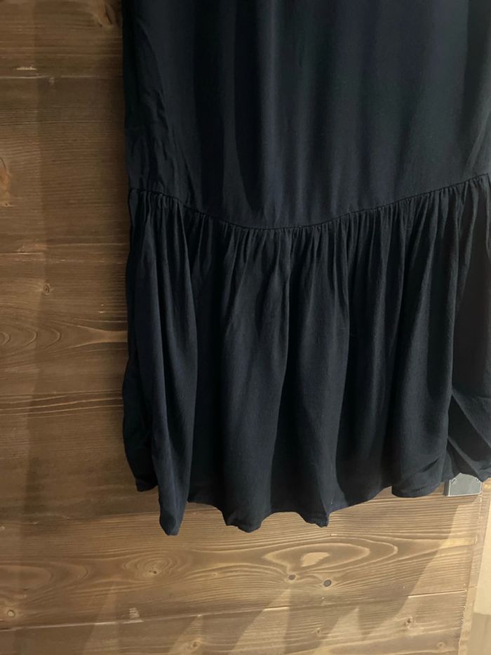 Robe noire manche courte - photo numéro 2