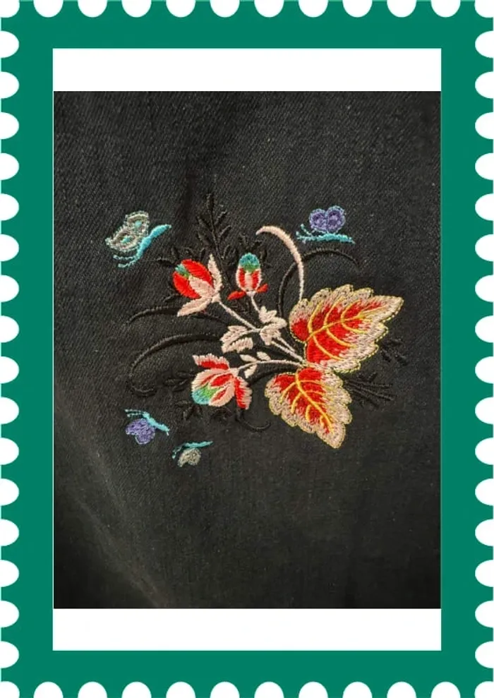 Veste en jeans Camaïeu 38 brodée dos modèle unique