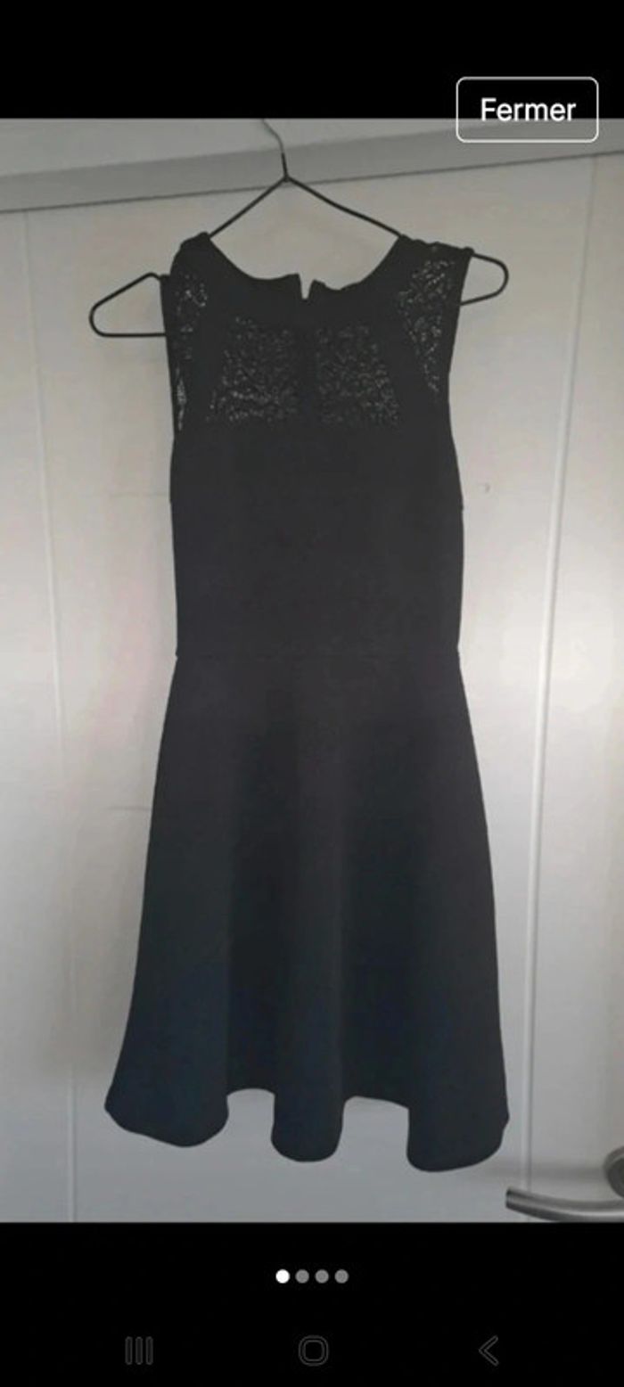 Petite robe noire Jennyfer XS