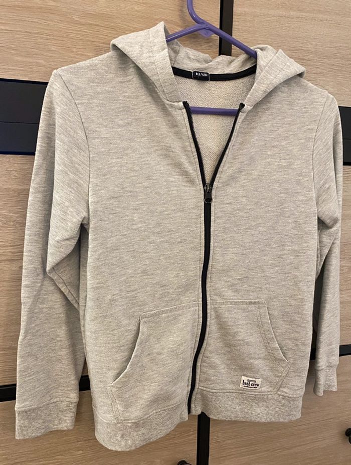 Sweat zippé Kiabi Taille 10 ans