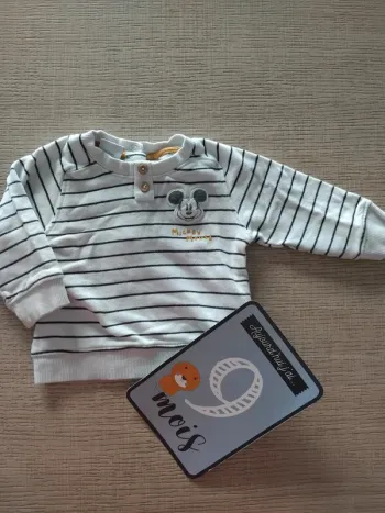 Pull 9 mois / 74 cm
