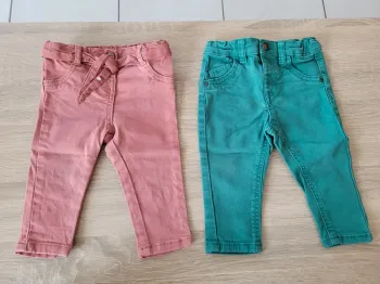 Lot de 2 pantalons fille en 9 mois