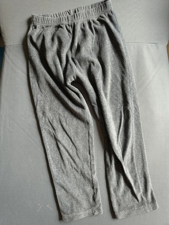 Pyjama velours dinausore 🎮 Taille 8 ans - photo numéro 6